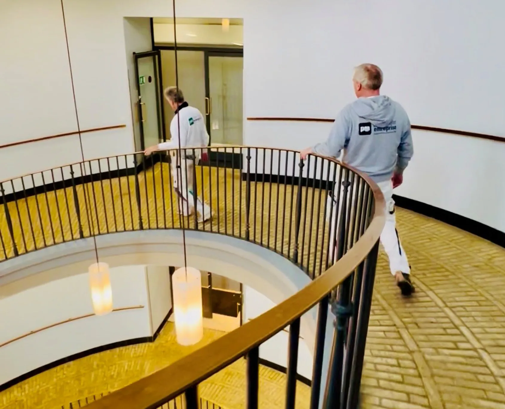 Hovedentreprise: Den komplette guide til et bekymringsfrit byggeprojekt